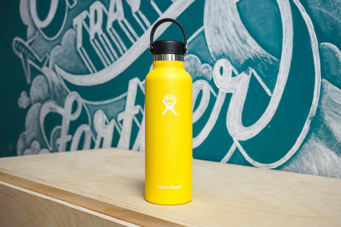 Hydro Flask Standard-Mouth Water Bottle with Flex Cap 21 oz